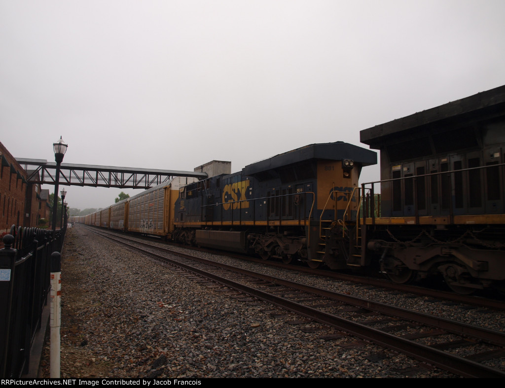 CSX 881